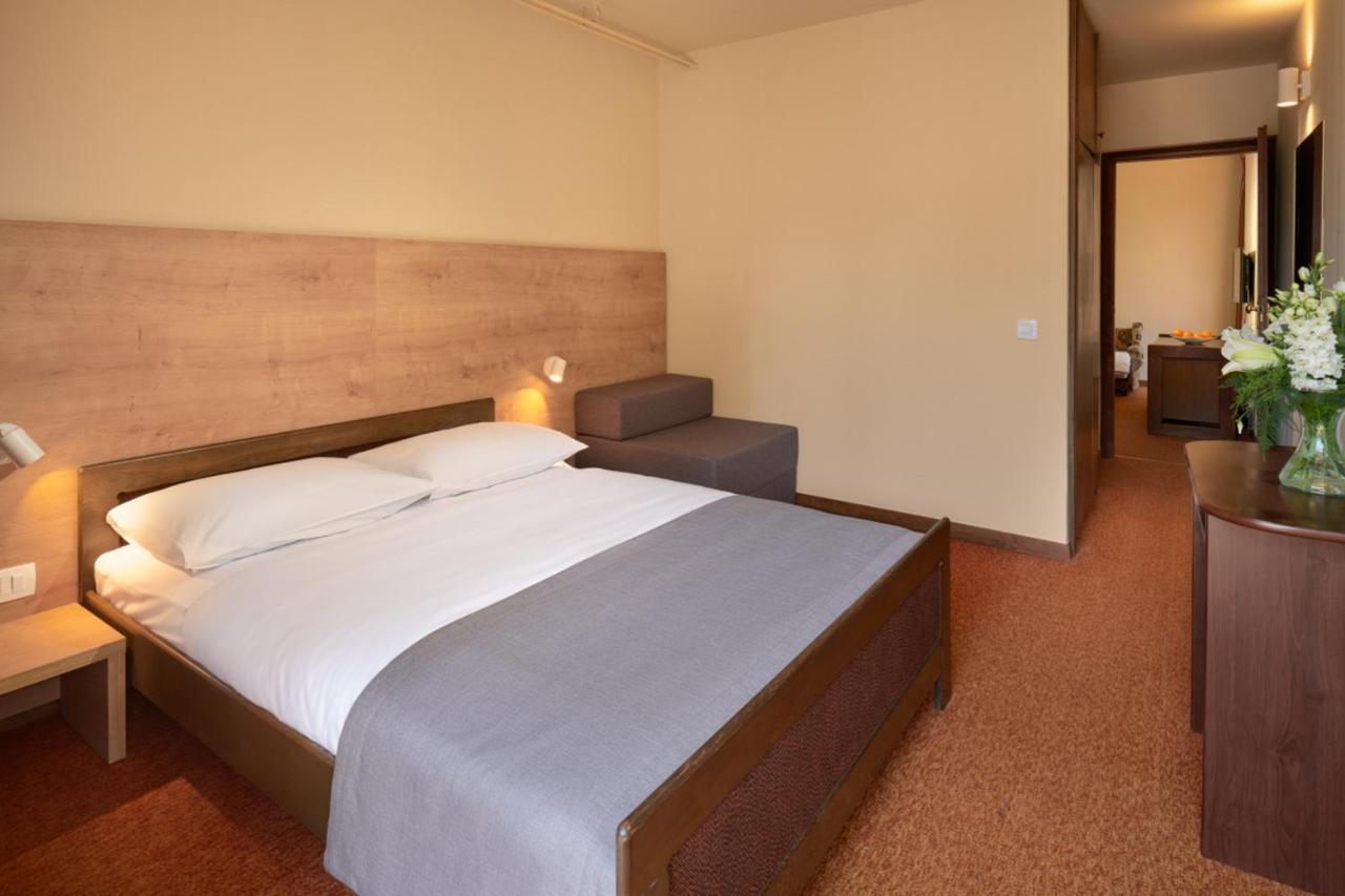 Arkada Hotel Stari Grad  Dış mekan fotoğraf